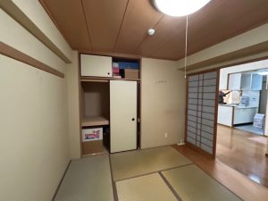Before①