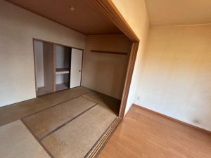 Before①