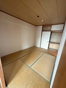 Before①